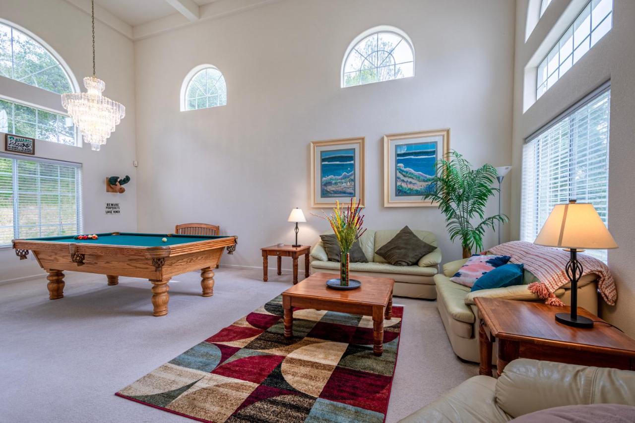 Villa Mountain Majesty With Hot Tub, Pool Table, Generator, Ev Hookup Oakhurst Exterior foto