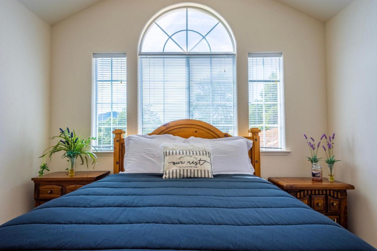 Villa Mountain Majesty With Hot Tub, Pool Table, Generator, Ev Hookup Oakhurst Exterior foto