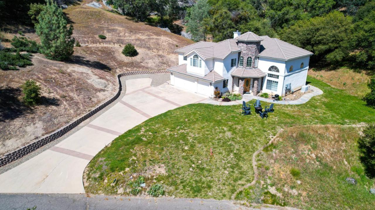 Villa Mountain Majesty With Hot Tub, Pool Table, Generator, Ev Hookup Oakhurst Exterior foto