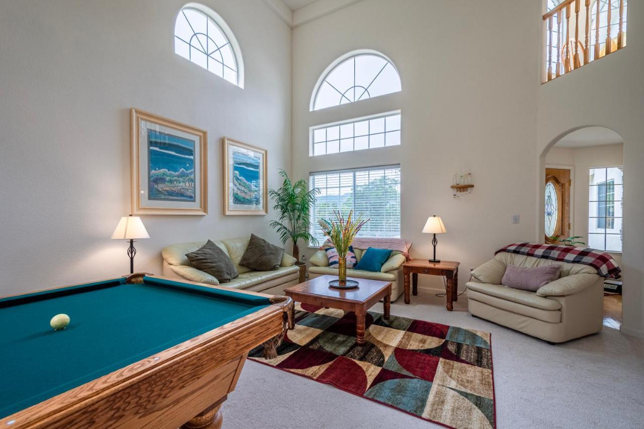 Villa Mountain Majesty With Hot Tub, Pool Table, Generator, Ev Hookup Oakhurst Exterior foto