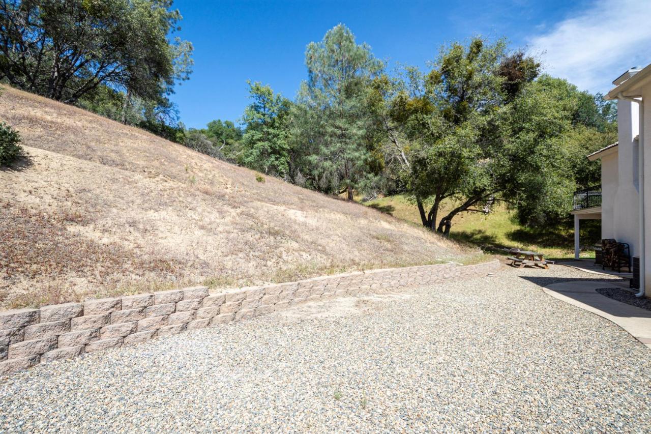 Villa Mountain Majesty With Hot Tub, Pool Table, Generator, Ev Hookup Oakhurst Exterior foto